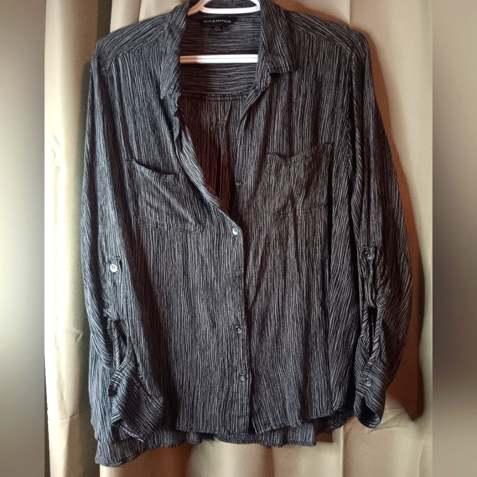 Rock Republic Button Down